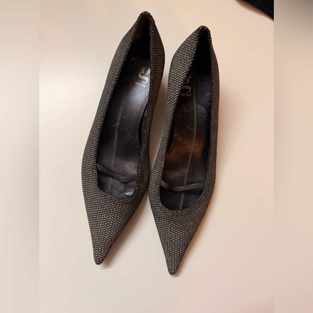 Black Textured Pointed Heels